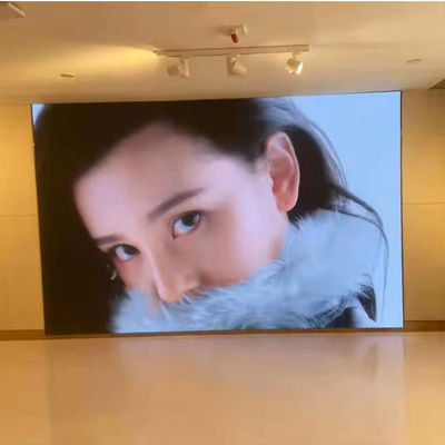 Small Pixel Pitch P3 Led Screen Display Full Colour SMD2121 Indoor OEM