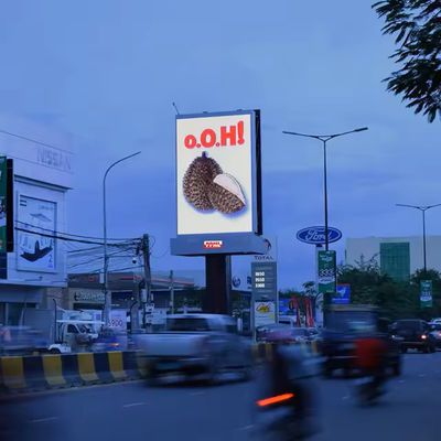 240V P3 Pole LED Display Screen Custom For Pedestrian Street